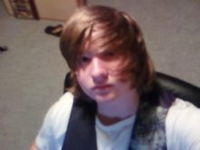 I look fat in this pic O.o